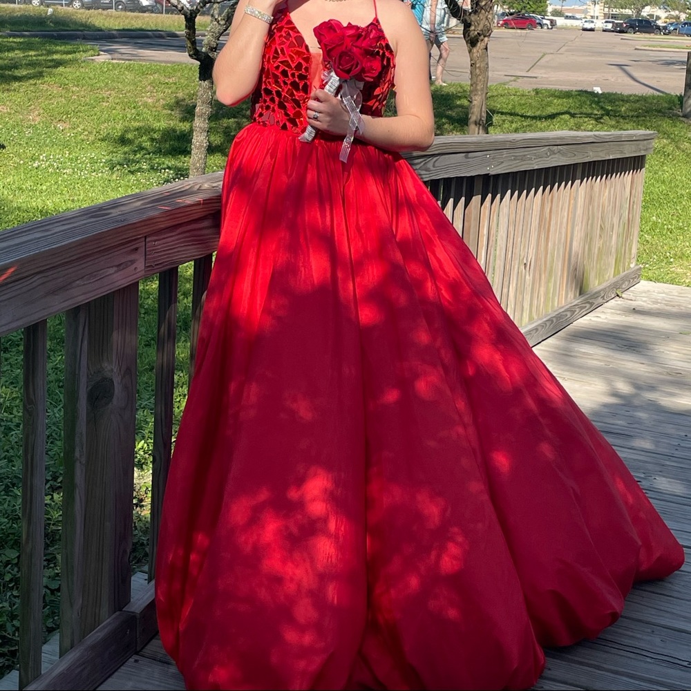 Red prom dress